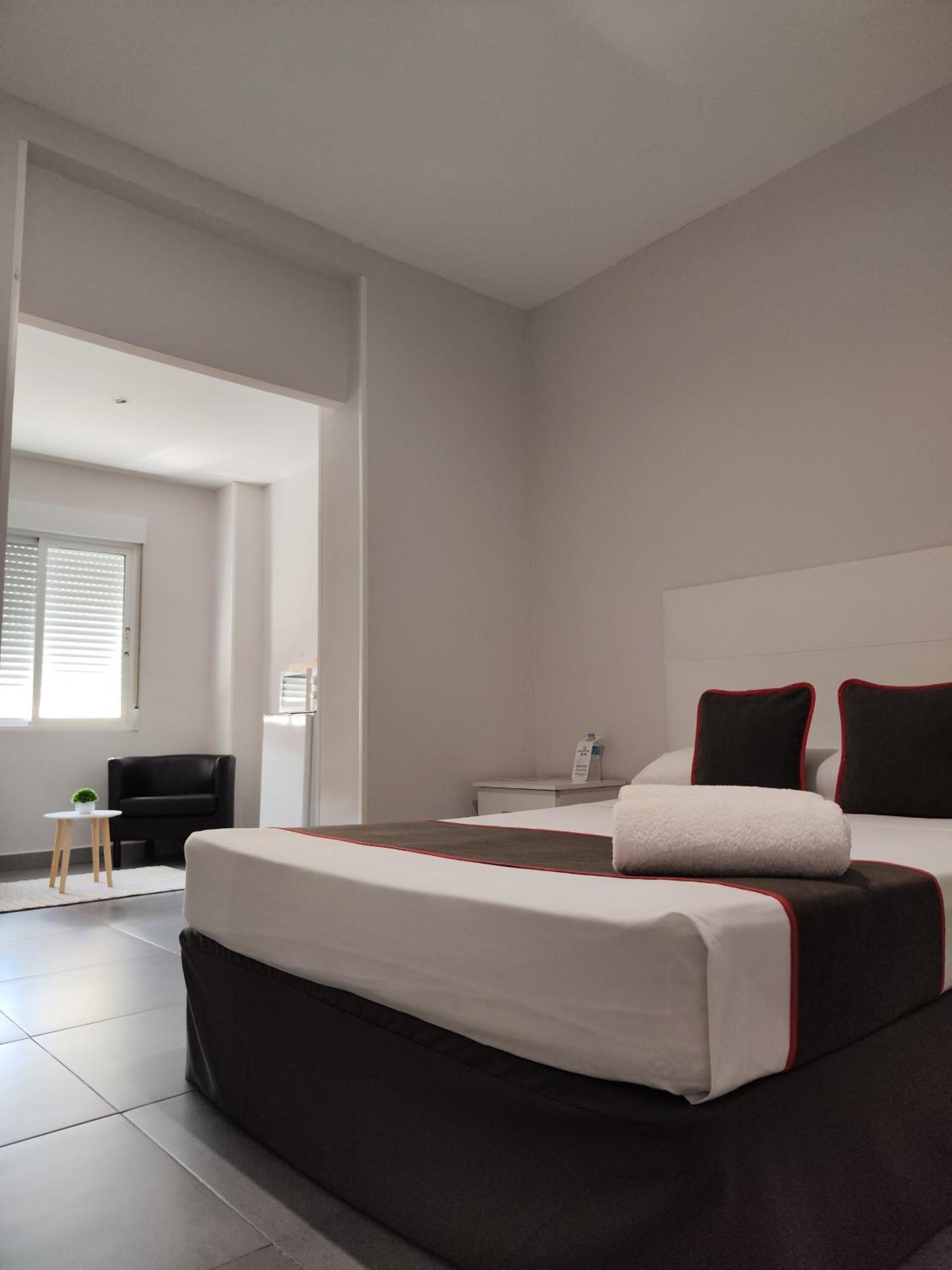 Hostal Jireh Alicante Exteriér fotografie